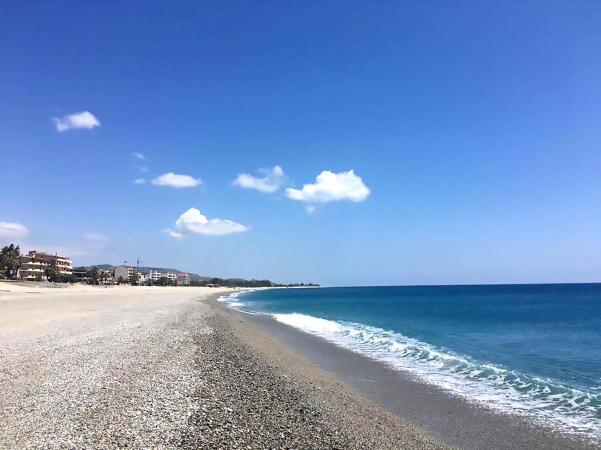 La Mansarda Marina di Gioiosa Ionica Exterior foto